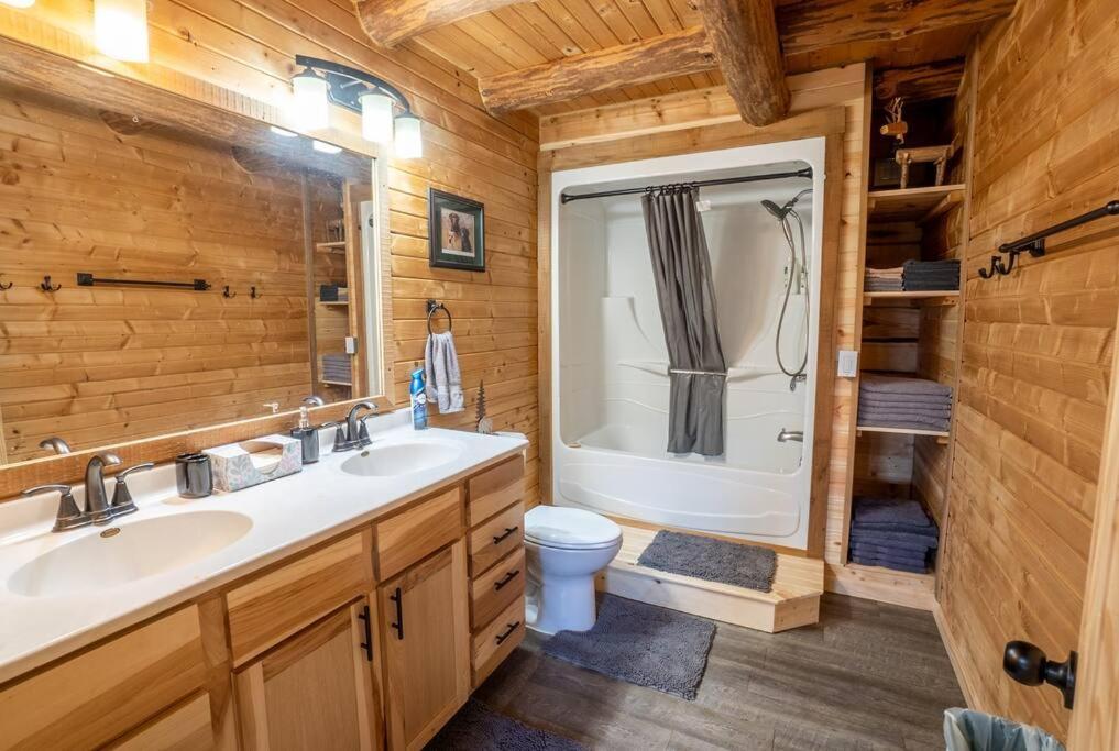 Keystone Lodge - Private Log Home Mora Экстерьер фото